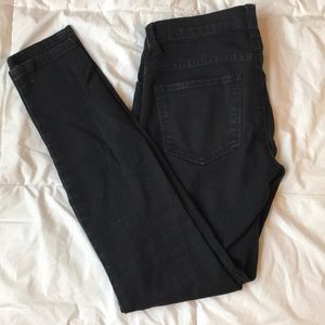 Black skinny jeans